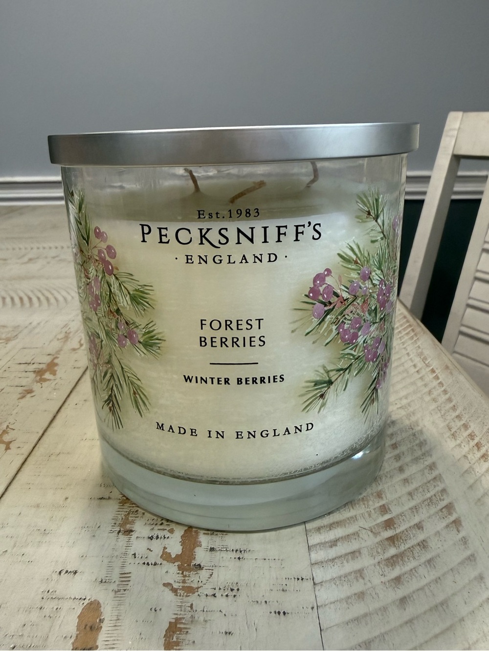 NWT Pecksniff’s Forest Berries Winter Berries Candle